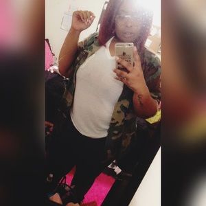 Meet your Posher, Diamond